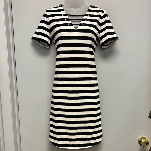 michael kors short sleeve dress Michael Kors Women's Fit & Flare Polo Midi Dress - Black